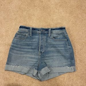 NWT Hollister Ultra High Rise Mom Short